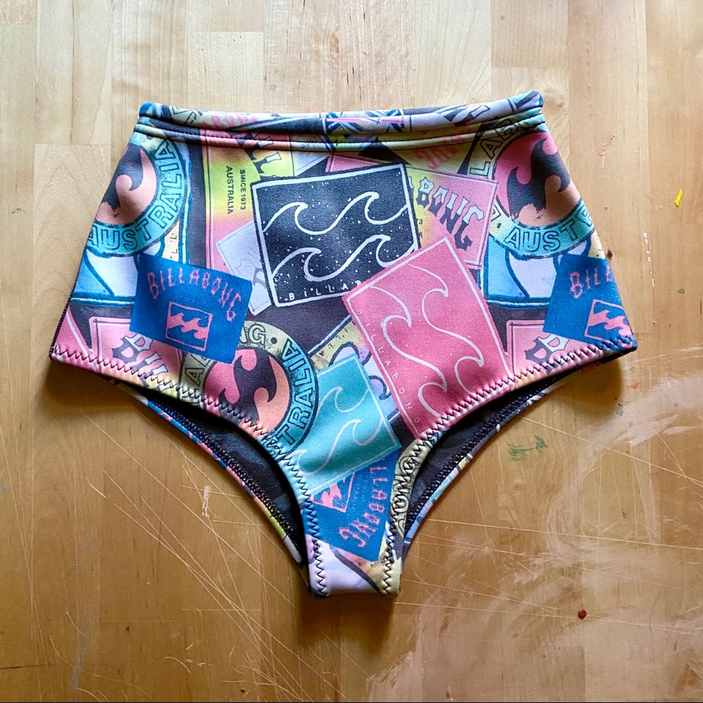 Billabong high waisted swim bottoms with pocket